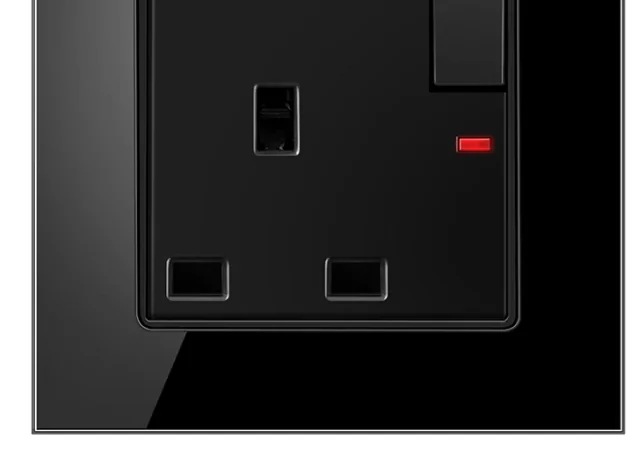 Pech Power socket — 86 × 86 mm